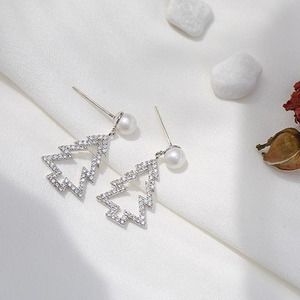 Rhinestone Christmas Tree With Faux Pearl Earrings